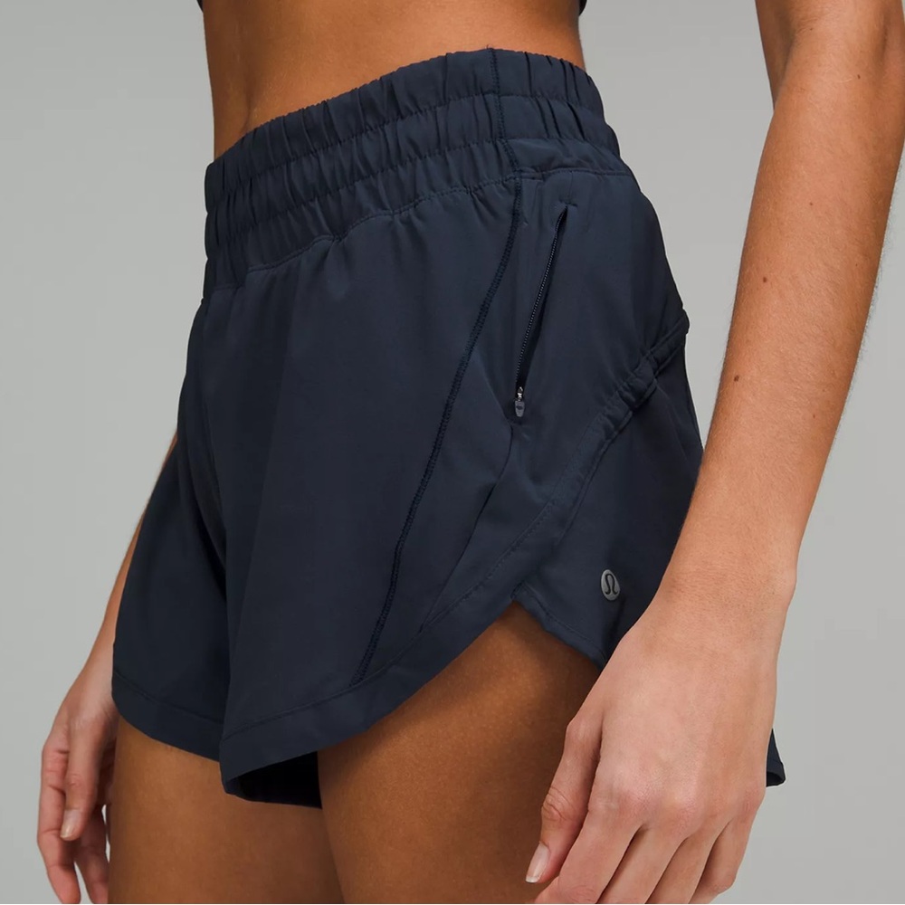 Lululemon Track That High-Rise Lined Short Black Size 0/2